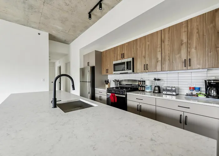 3br Luxury Modern Apartment