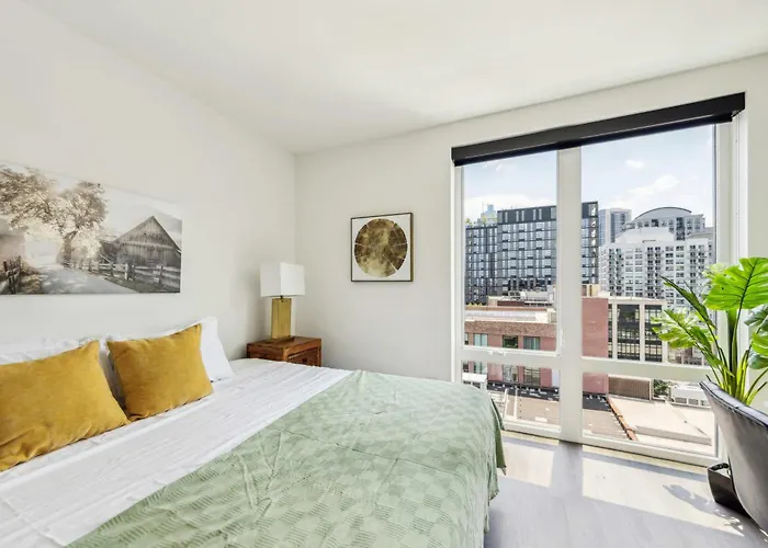 3br Luxury Modern *